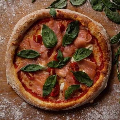 Individual Smoked Salmon Pizza