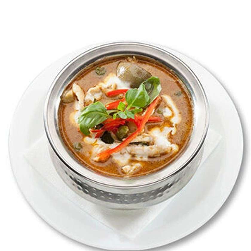 58. Chicken in green curry