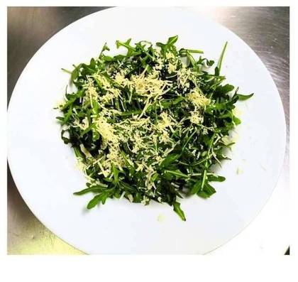 Salada Rucula Parmesão