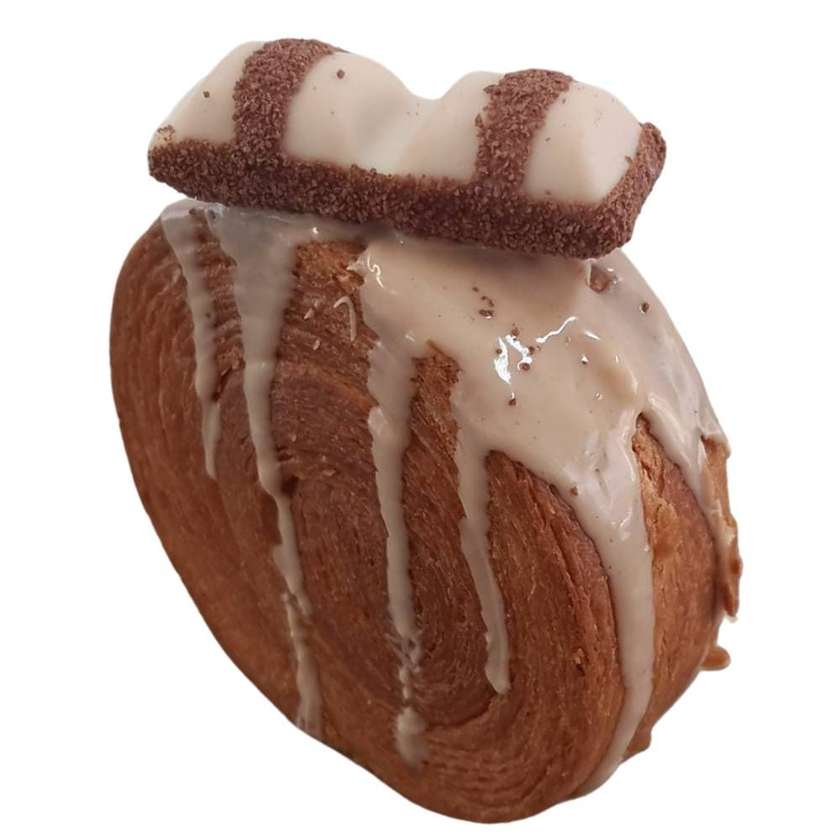 Croissant Roll Kinder Bueno
