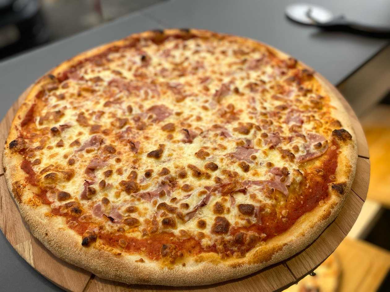 Prosciutto pizza 45cm