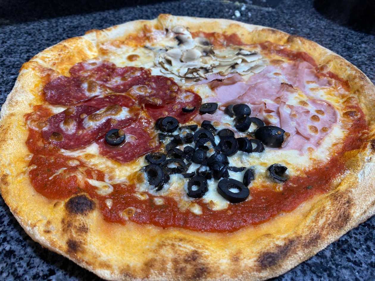 Quattro stagioni pizza 33cm