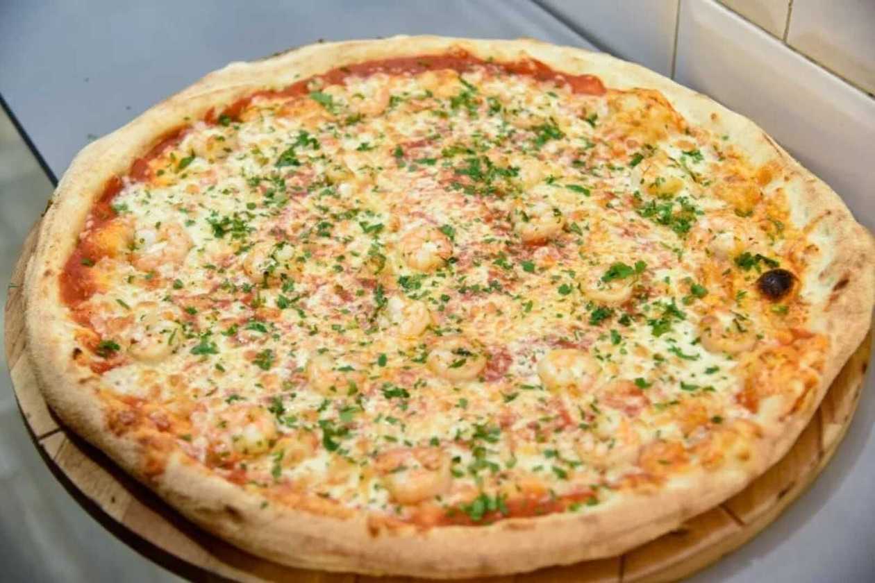 Shrimp pizza 33cm