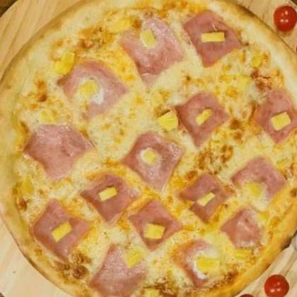 Pizza Hawaiana