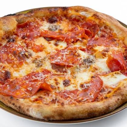Pizza quattro formaggi picanta