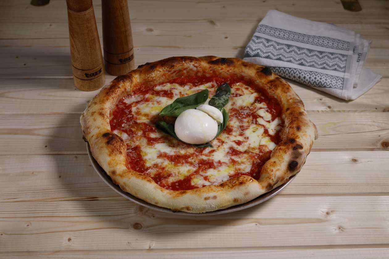 Margherita con burratina