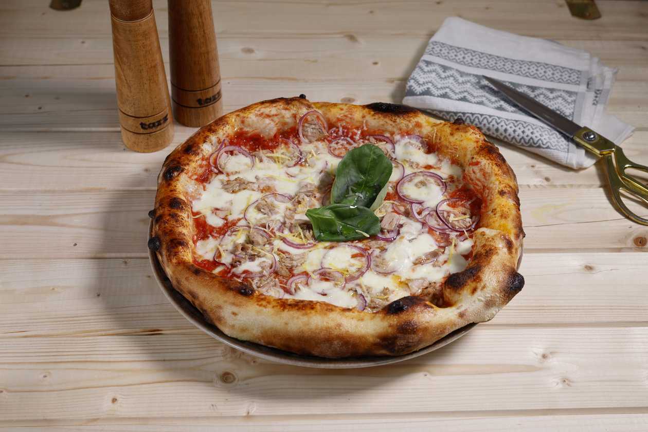 Pizza tonno