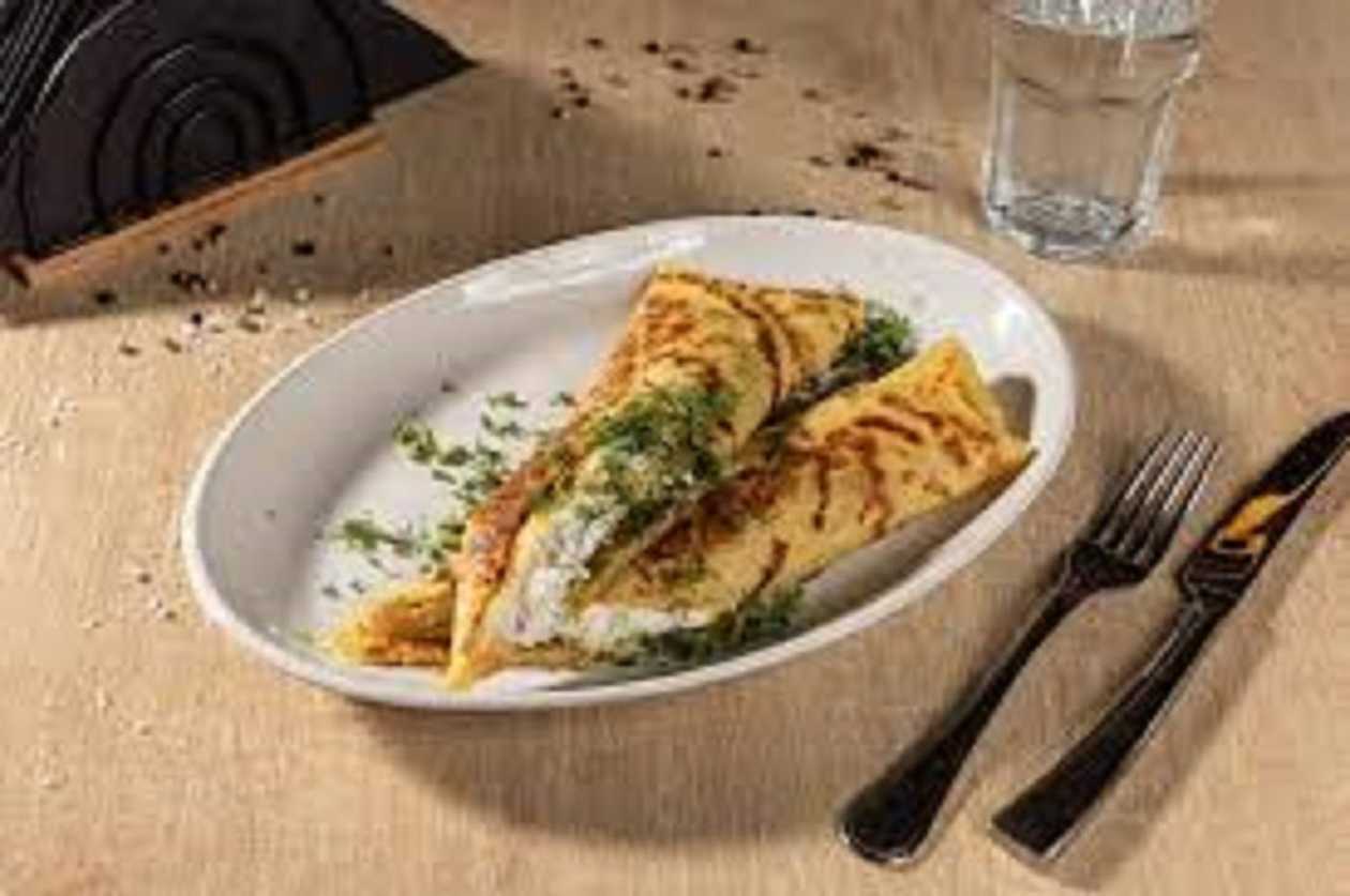 Clătite cu telemea, smântână, mărar