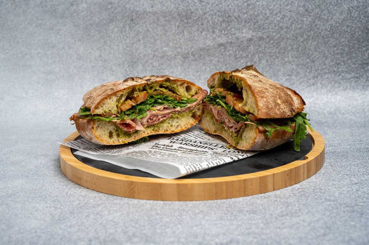 Salami Mortadella Ftira