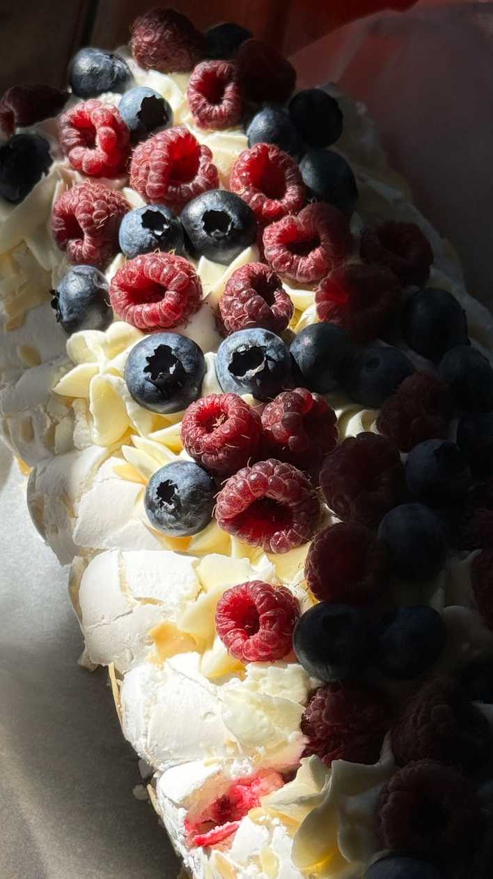 Meringue Roll