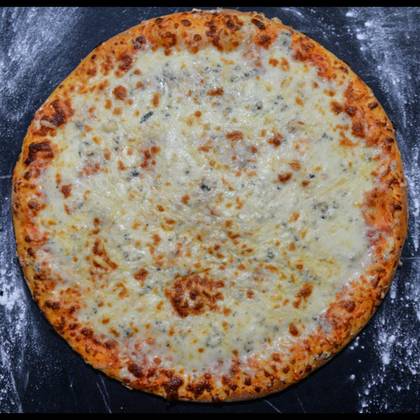 Pizza quattro formaggi