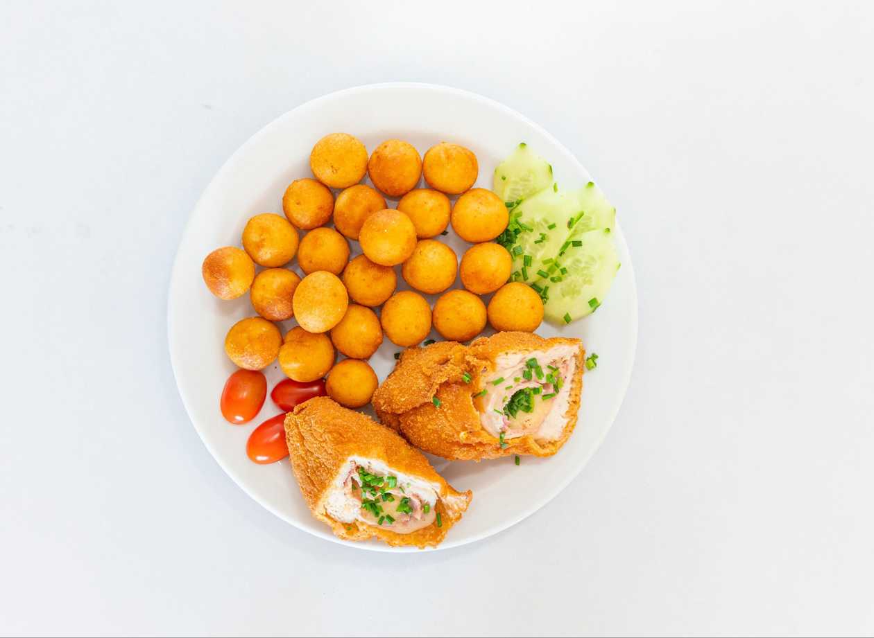Kuřecí Kapsa, Šunka, Sýr, Krokety, Tatarka