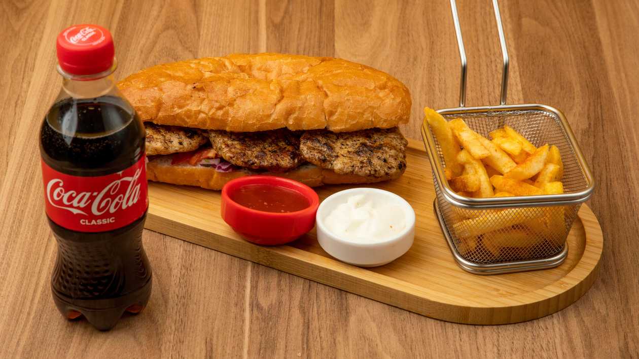 Toyuq kofte,fri kartof,cola