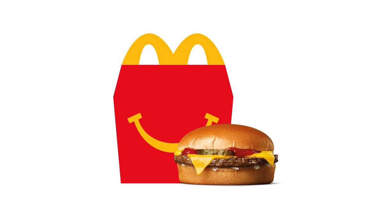 CHEESEBURGER HAPPY MEAL