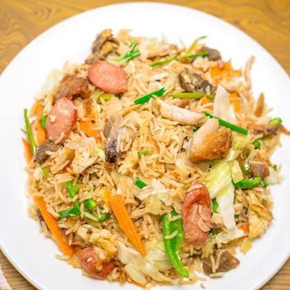 Assorted Fried Rice With Grilled Chicken  + Hot kelewele