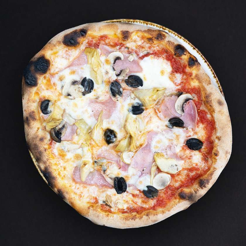 Pizza capricciosa