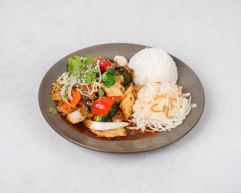 Kurczak Hanoi w sosie słodko kwaśnym (w cieście)