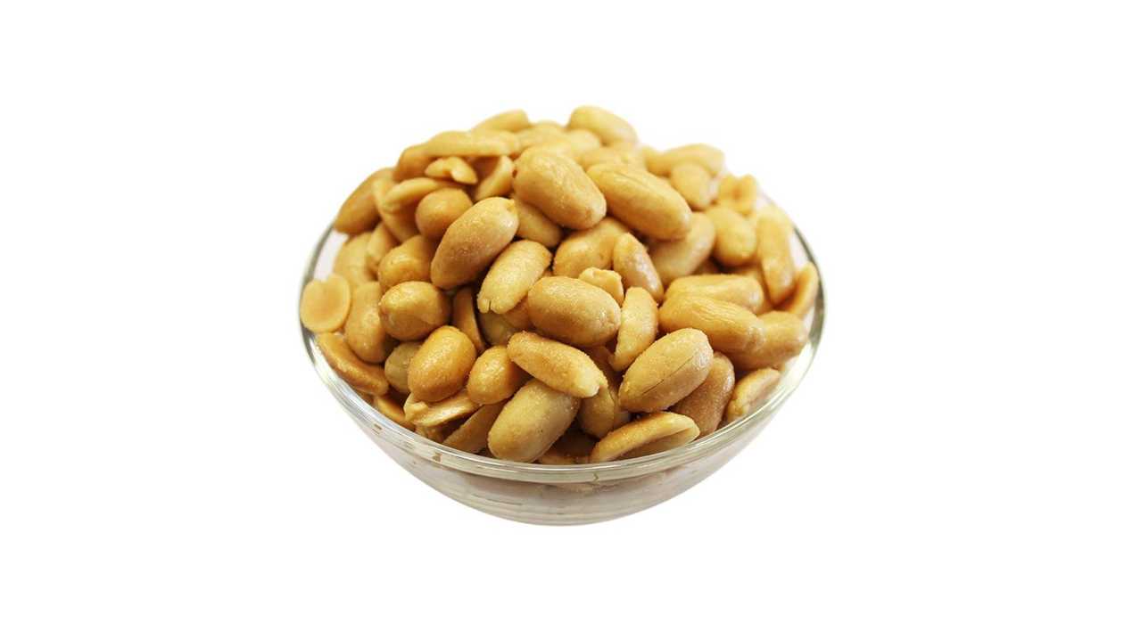Peanuts with salt