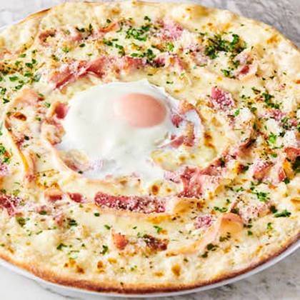 2 for 1 Carbonara Pizza (Wood Fired)