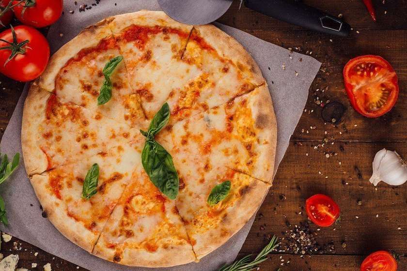 2 for 1 Margarita Pizza (Wood Fired)