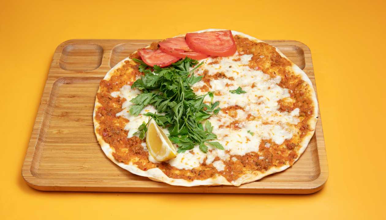 Pendirli Lahmacun