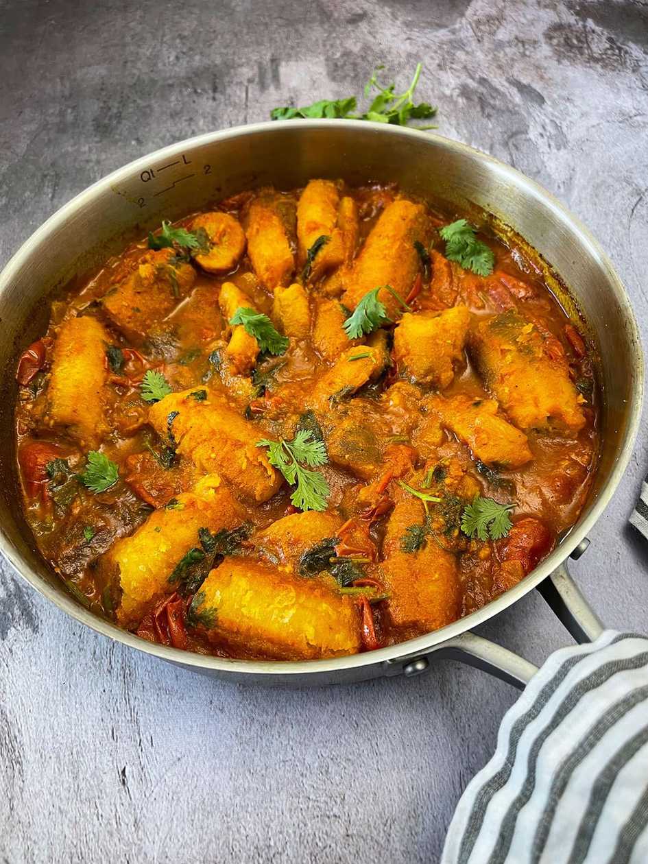 Matoke Mixed with Potatoes a Half a Kilogram
