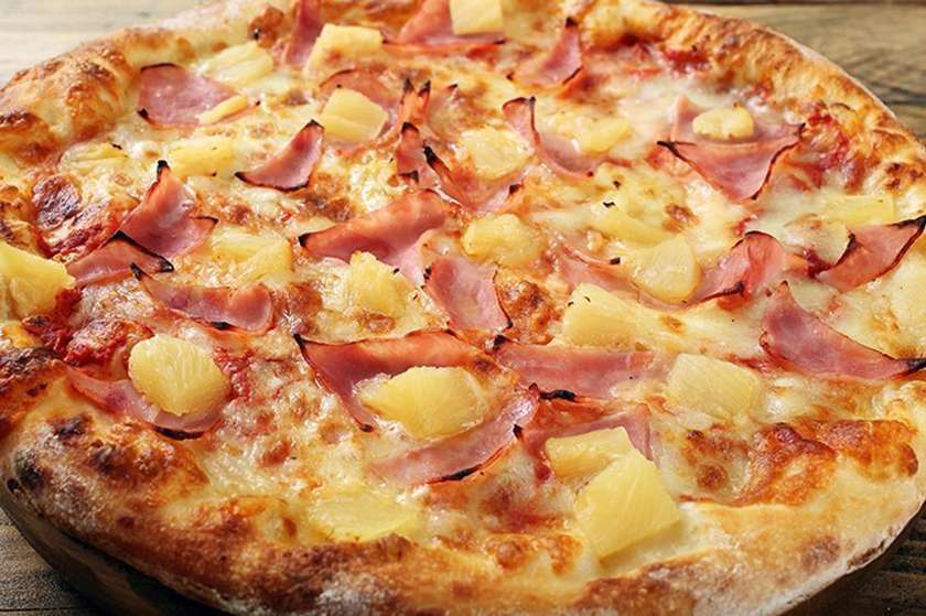 2 for 1 Hawaiian Pizza (Wood Fired)