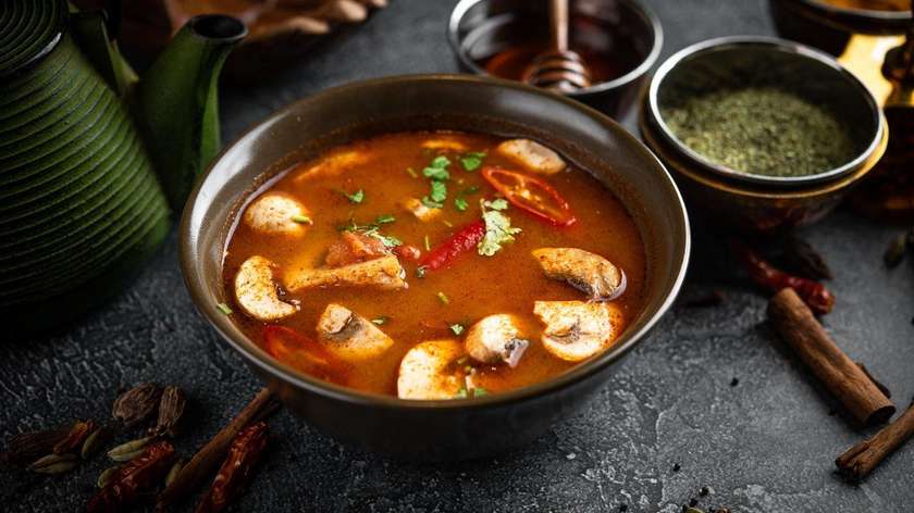 Tom Yum Gai/ Goong
