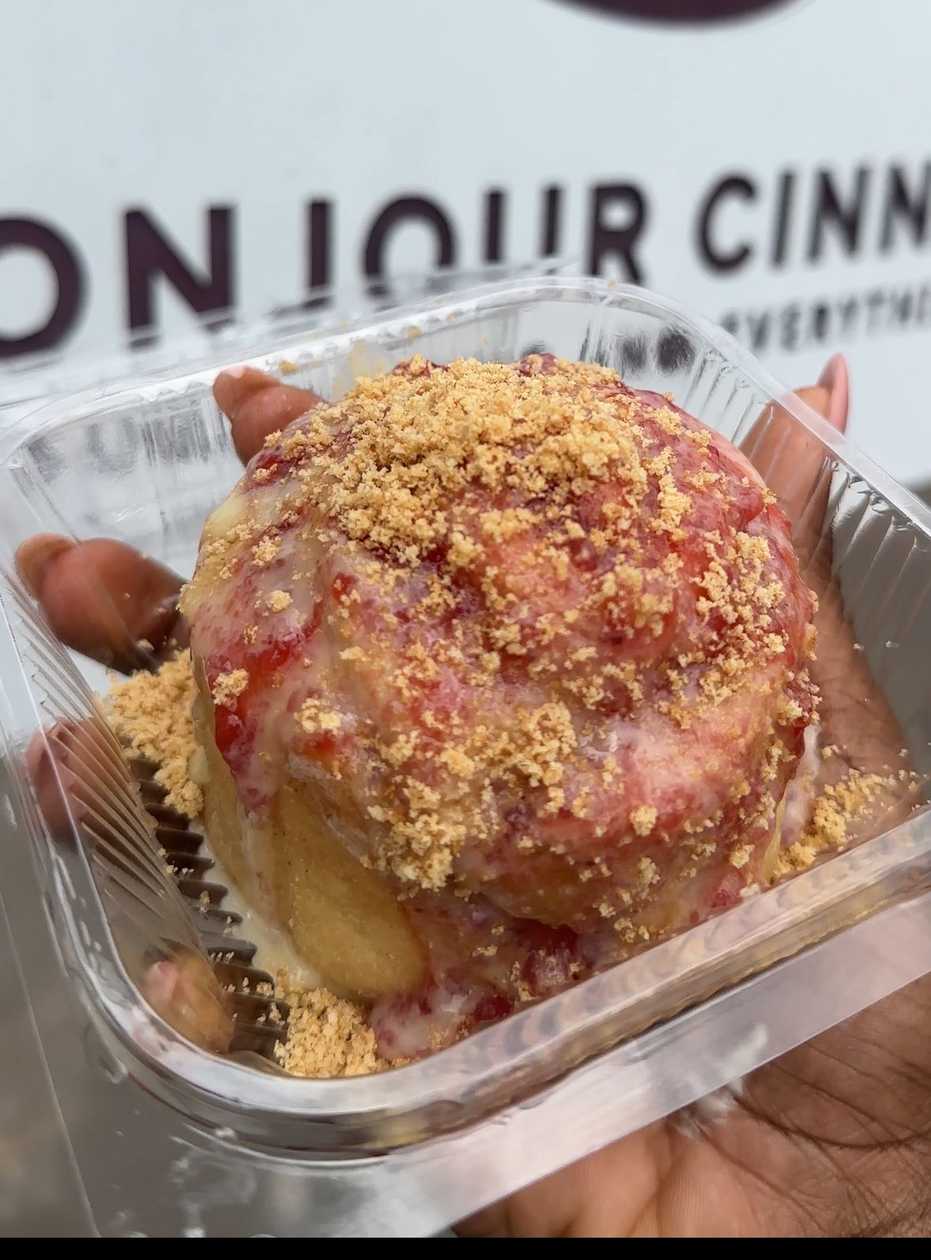 Strawberry cheesecake roll