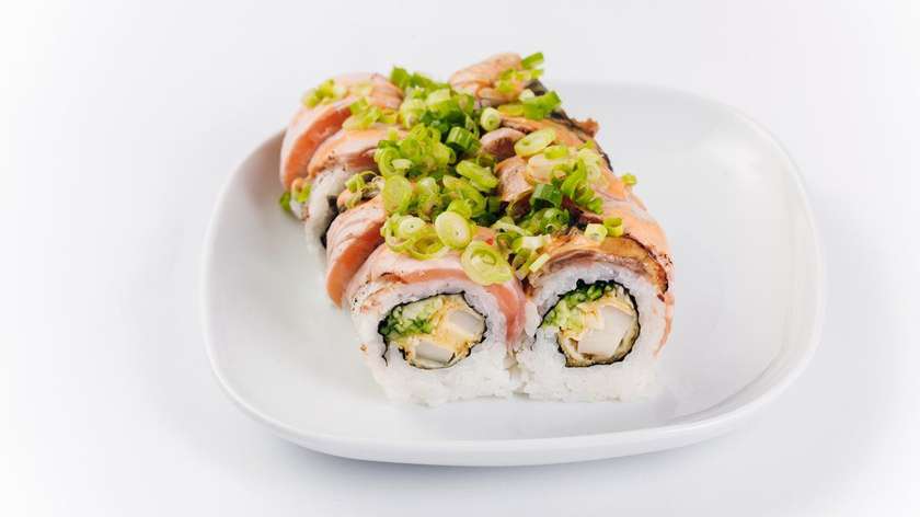 SEAFOOD ROLL