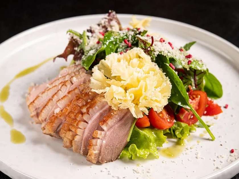 Duck Fillet Salad with Tête de Moine Cheese