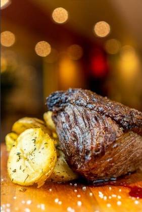 Marinated pork neck meal