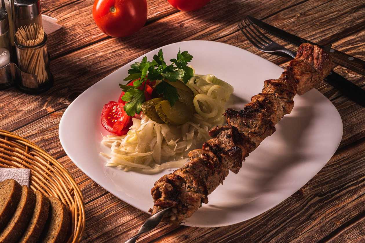 Pork shashlik with vegetables