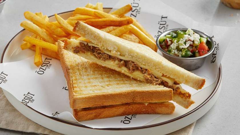 Qovurmalı tost