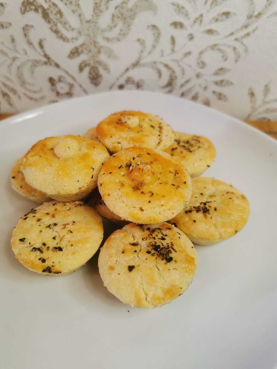 Mini Empadas de Chouriço com Cream Cheese