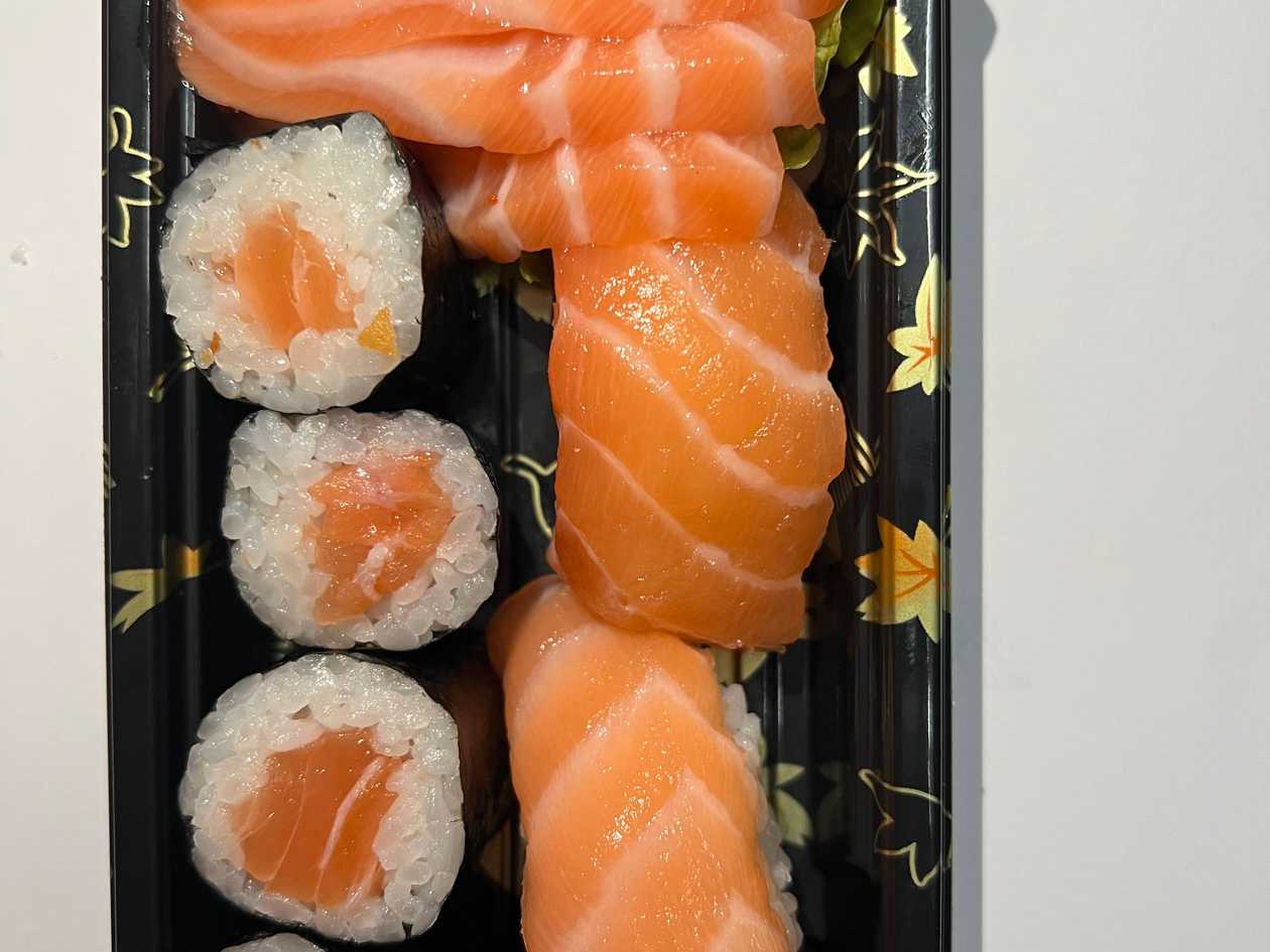 U53 SUSHI MISTO COM SASHIMI