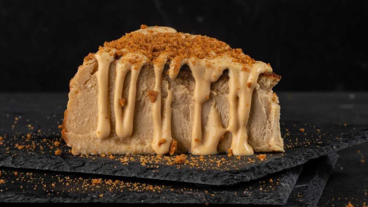 Biscoff Basque Cheesecake