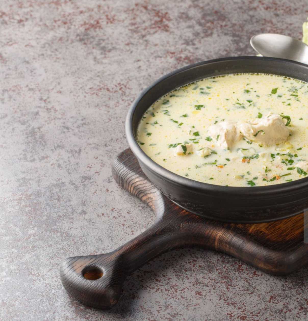 Ciorba radauteana de pui