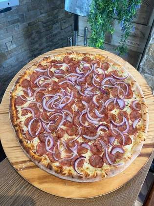 Pizza Calabresa