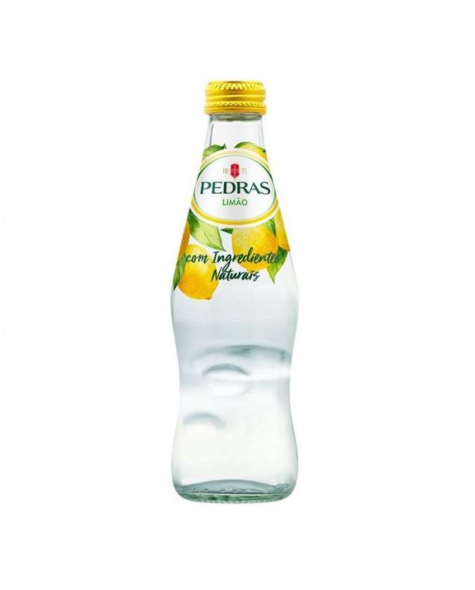 Sparkling water with lemon