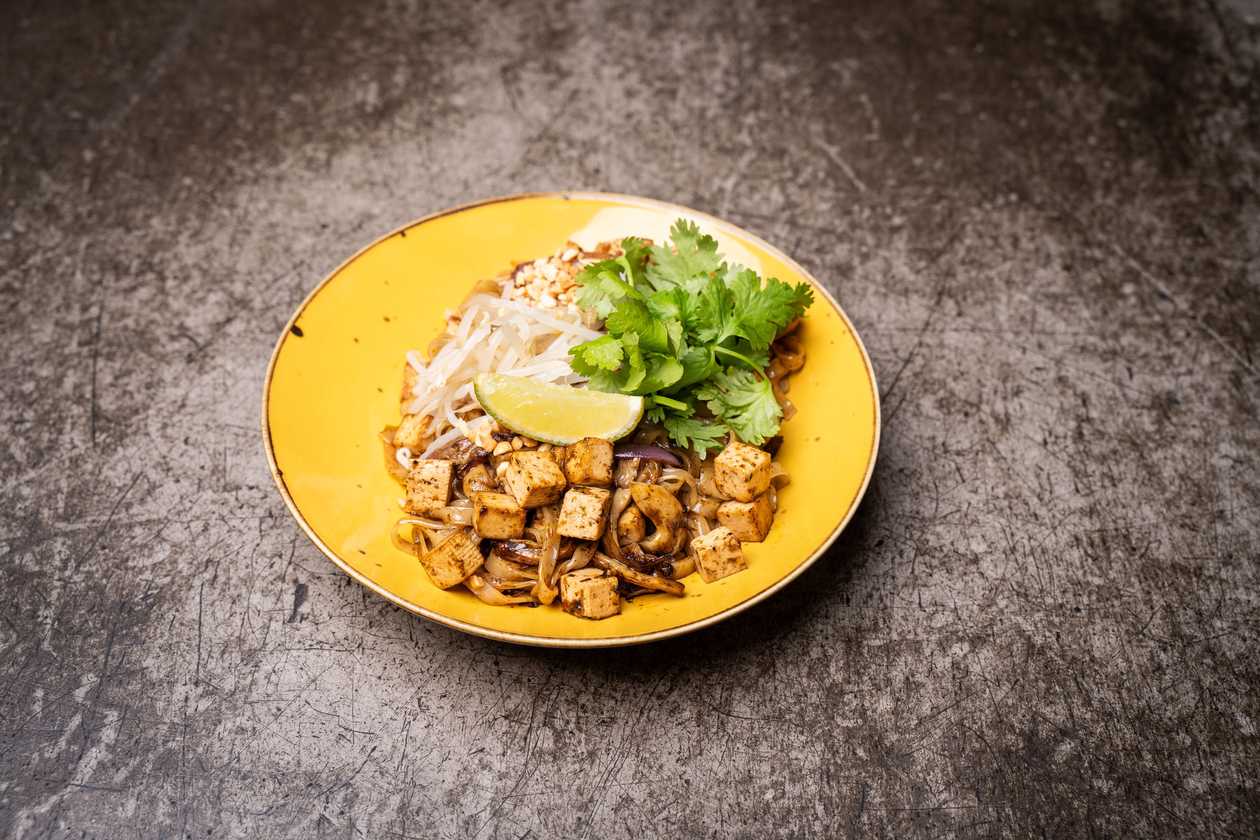 Vegan Pad Thai with Tofu and Oyster Mushrooms