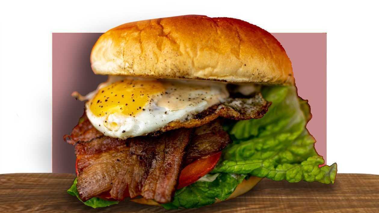 il-BELT (Bacon Egg Lettuce Tomato)