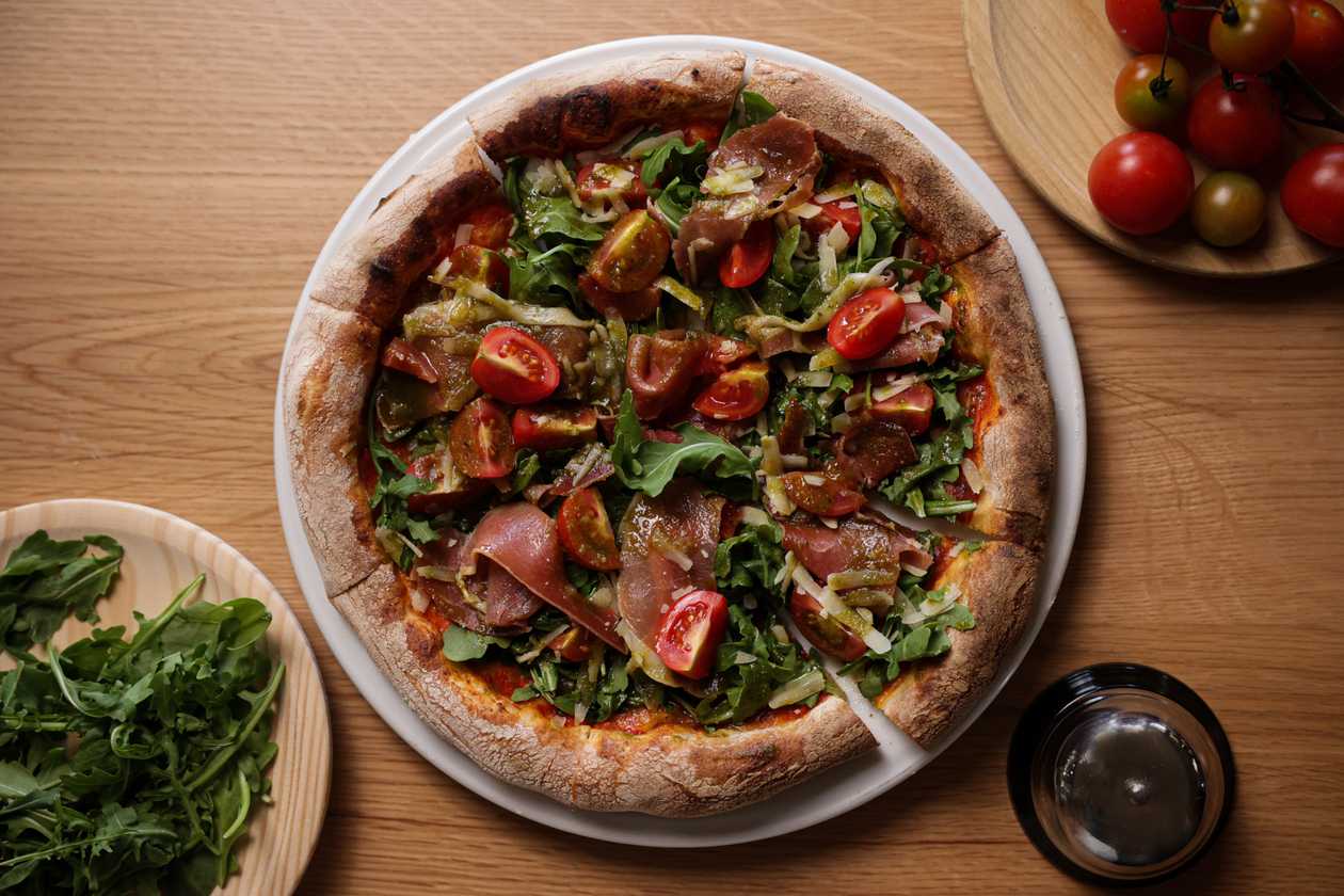 Family Smoked Ham Pizza