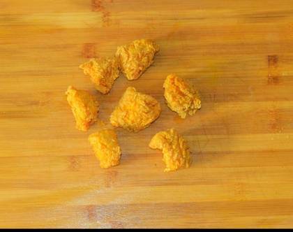 8 chicken nuggets