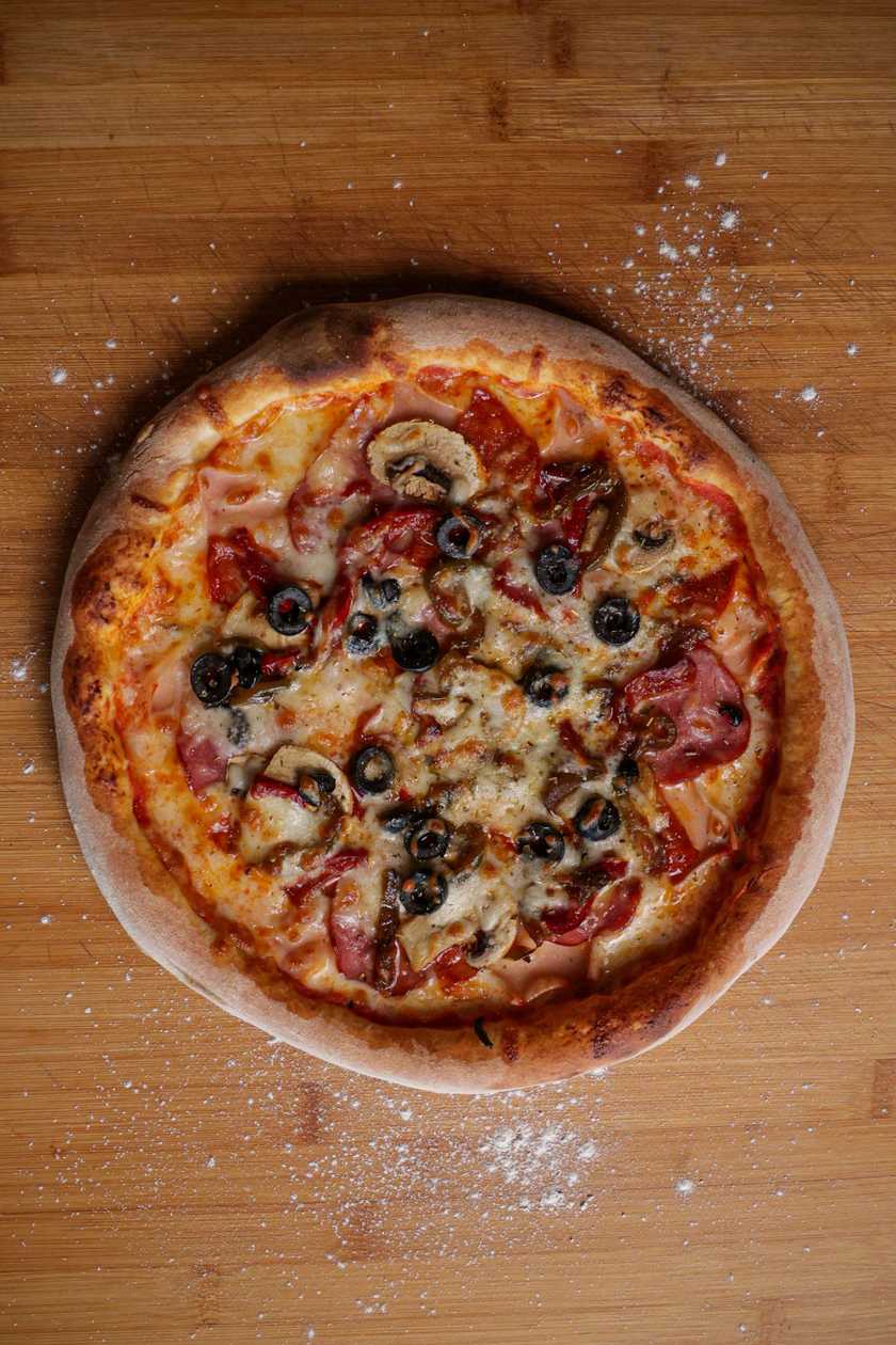 Family Rustic Pizza