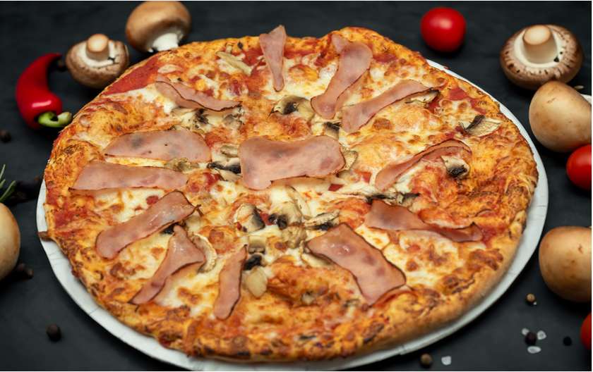 Pizza sunca si ciuperci