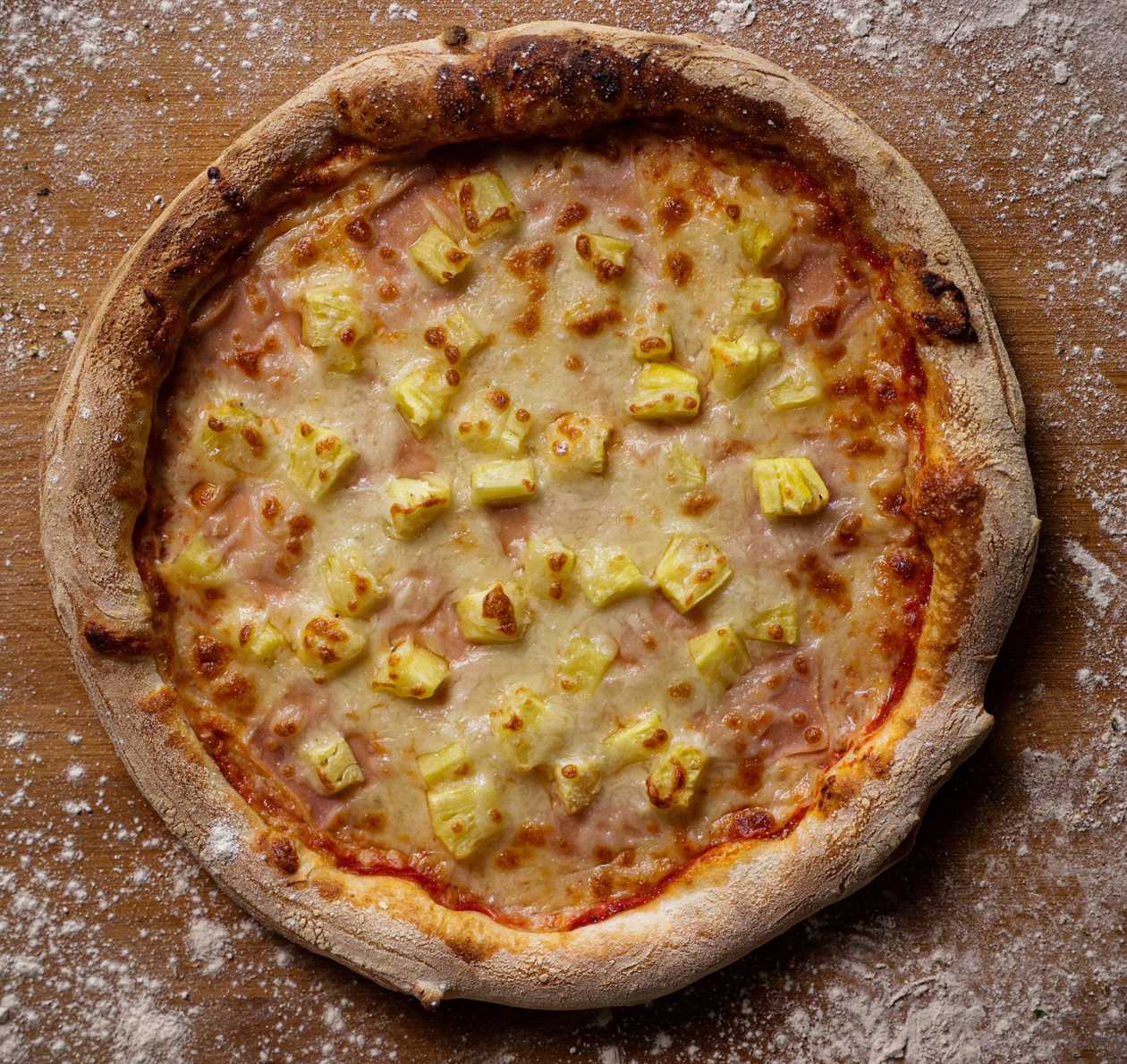 Family Pineapple and Ham Pizza