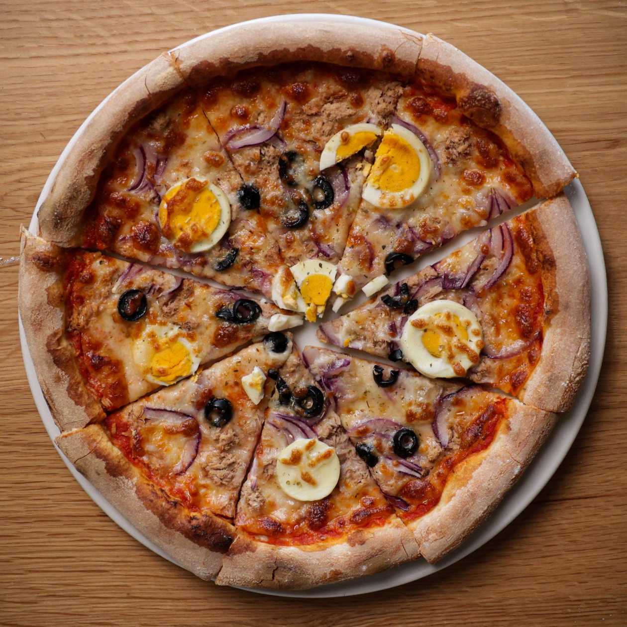Natural Tuna Pizza Family Size