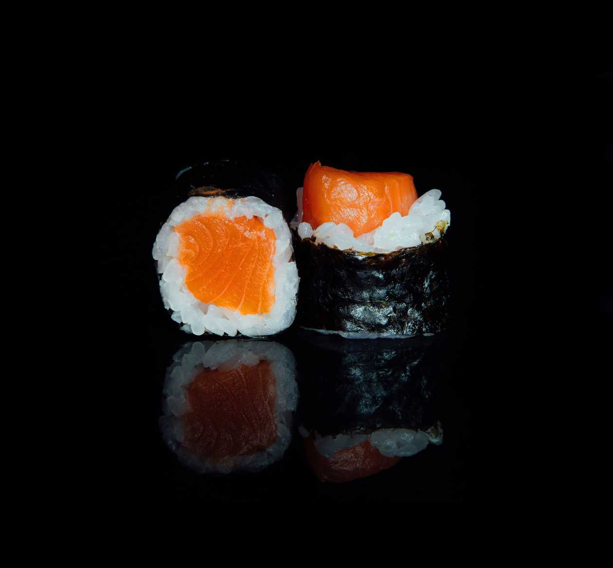 Salmon maki 8 pcs.