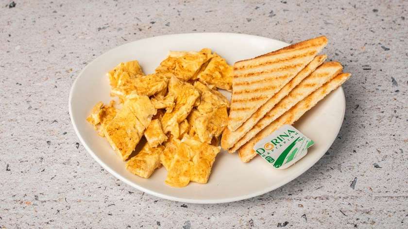 411. Scrambled Eggs With Bread And Butter